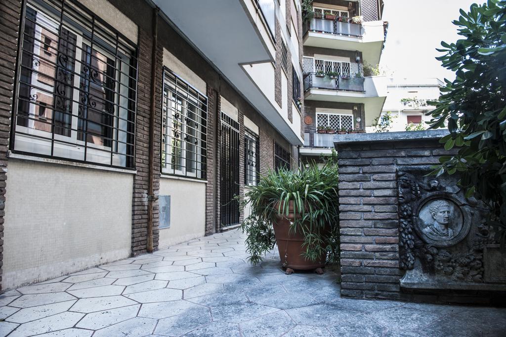 Porta Latina Suite - Private Apartment Rome'S Center Екстериор снимка