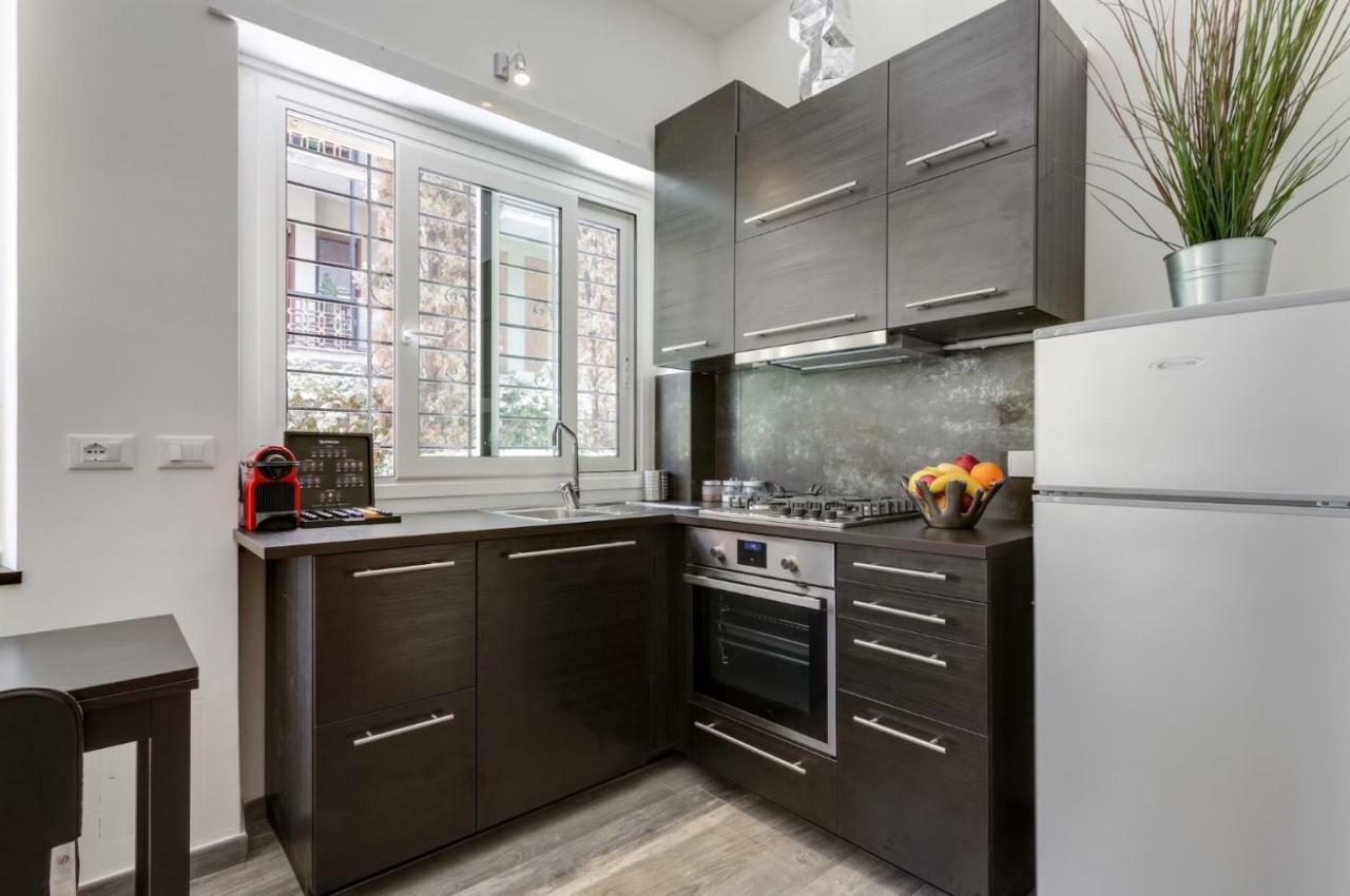 Porta Latina Suite - Private Apartment Rome'S Center Екстериор снимка